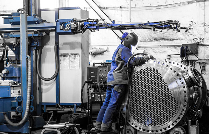 Highly skilled staff and modern machinery on Körting Hannover AG’s production line
